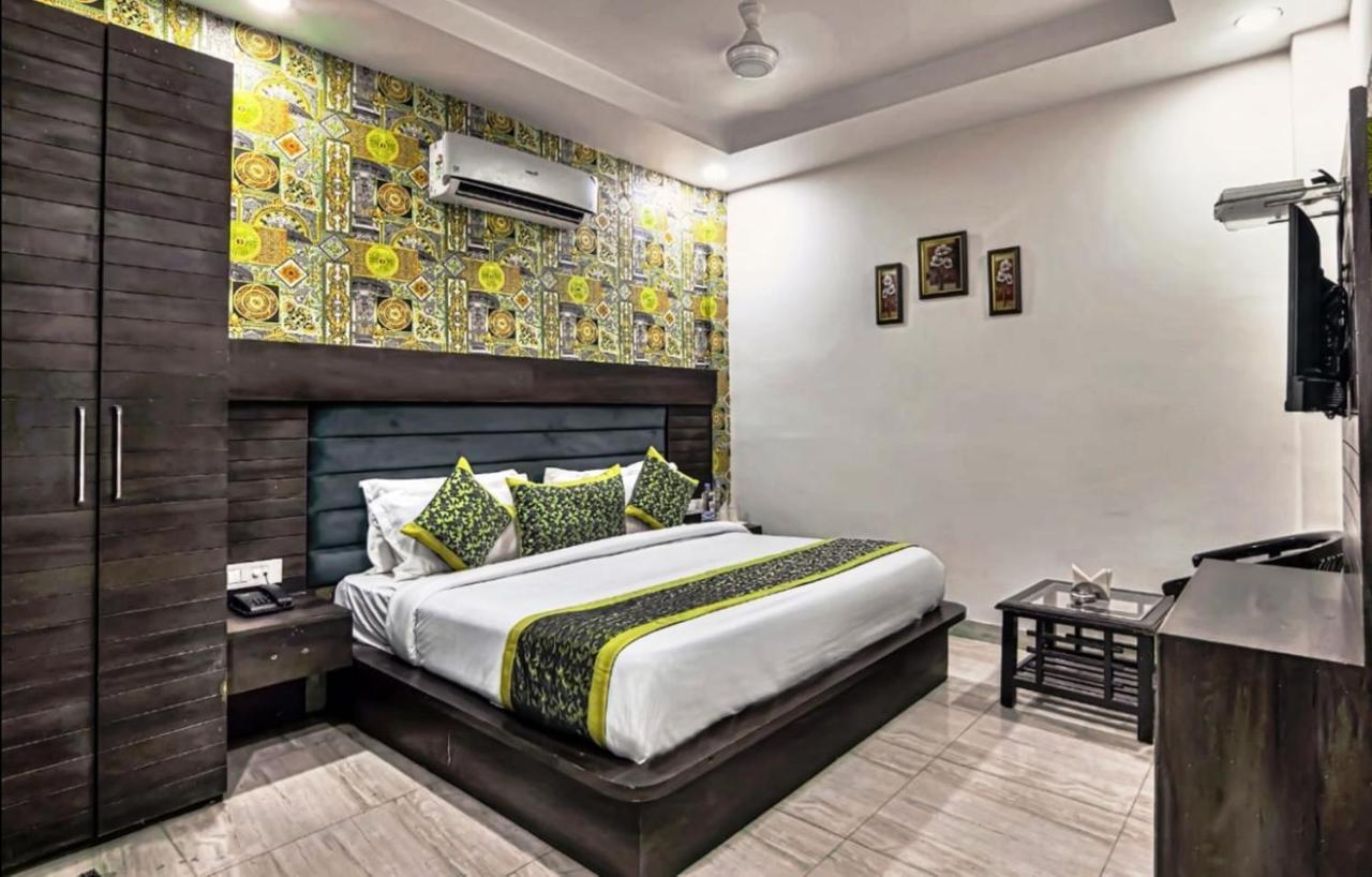 Hotel Royals Grand Galaxy Amritsar Extérieur photo