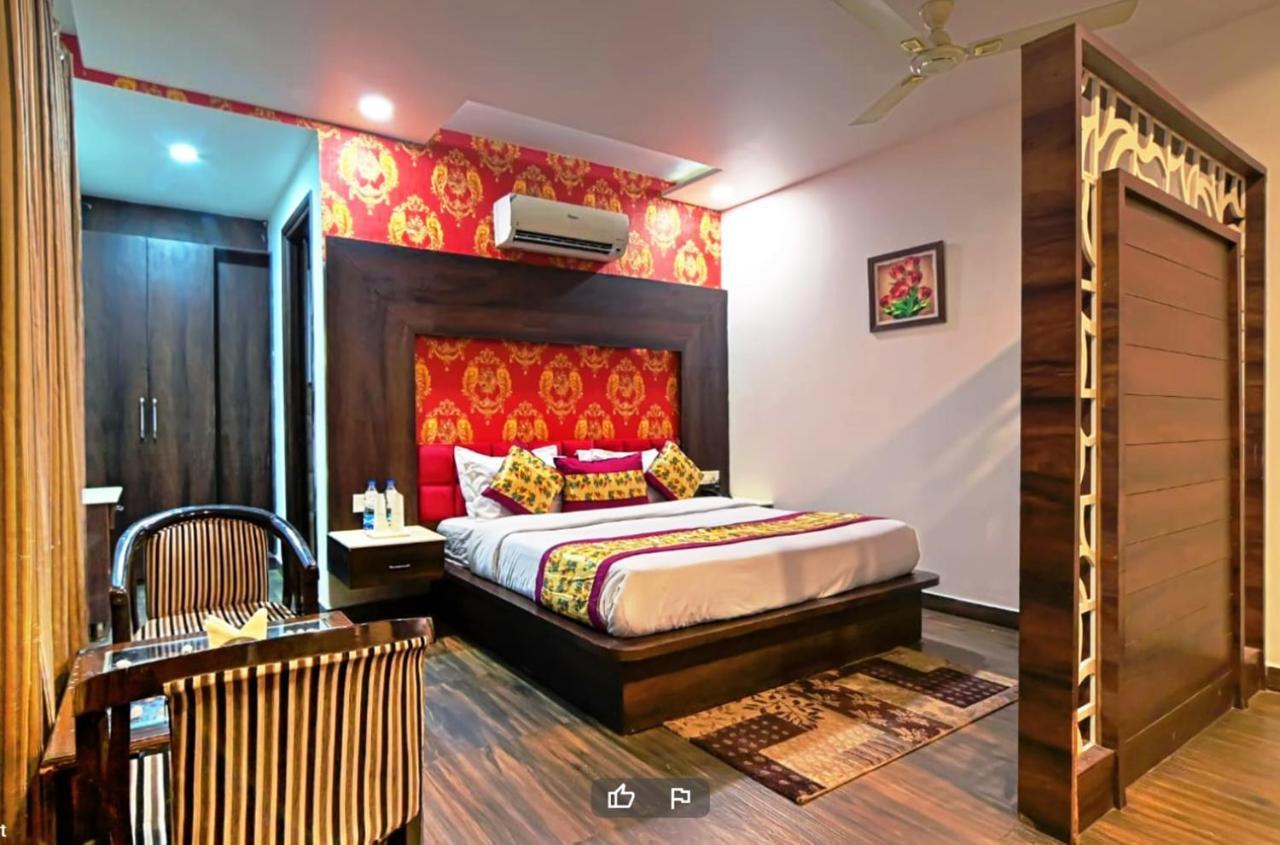 Hotel Royals Grand Galaxy Amritsar Extérieur photo